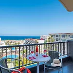 Apartment 926 Fabulous View Of Lasamericas, Seafront Studio! Playa de las Americas (Tenerife)