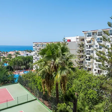 926 Fabulous Sea View Of Las Americas, Beach Fro3Nt Studio!