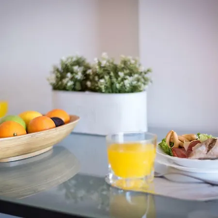 Apartman 926 Fabulous Sea View Of Lasamericas, Beach Front Studio! Playa de las Américas