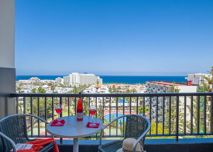 926 Fabulous View Of Lasamericas, Seafront Studio! Playa de las Americas (Tenerife)