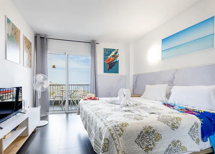Apartment 926 Fabulous View Of Lasamericas, Seafront Studio! Playa de las Americas (Tenerife)